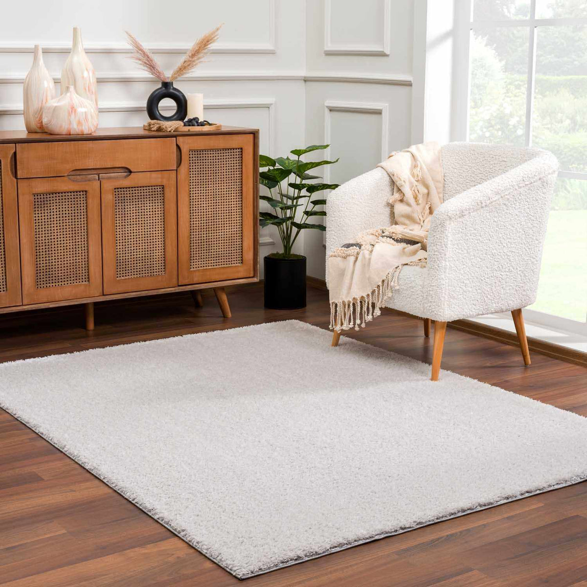 Lunaro Gray Subtle Wavy Abstract Modern Minimalist Polyester Machine Woven Area Rug