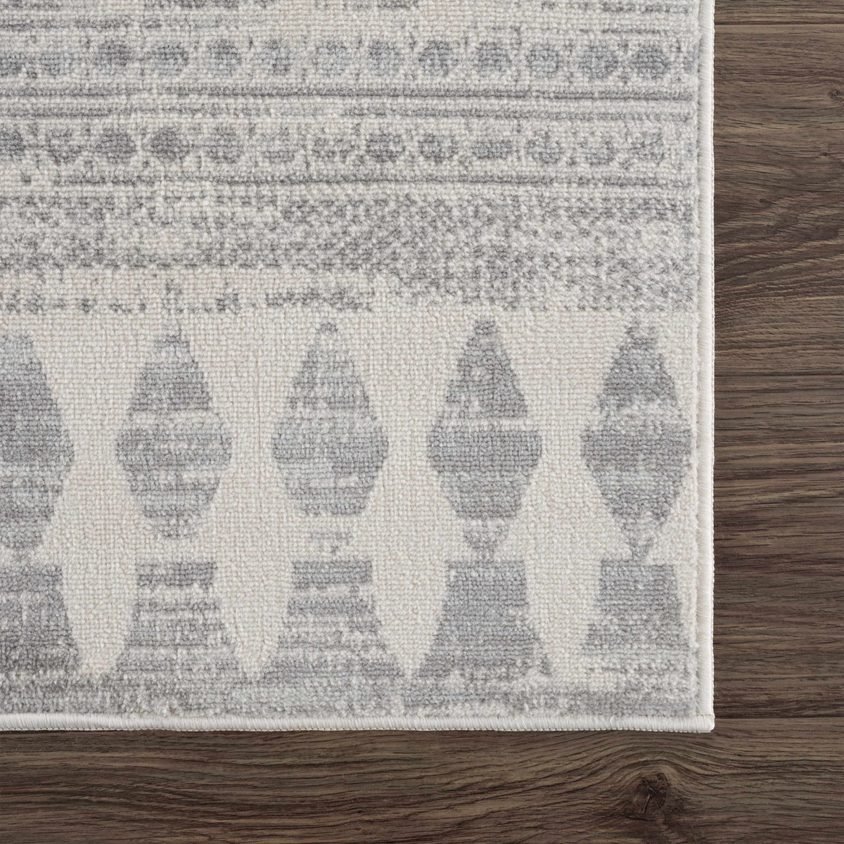 Chinnor Area Rug