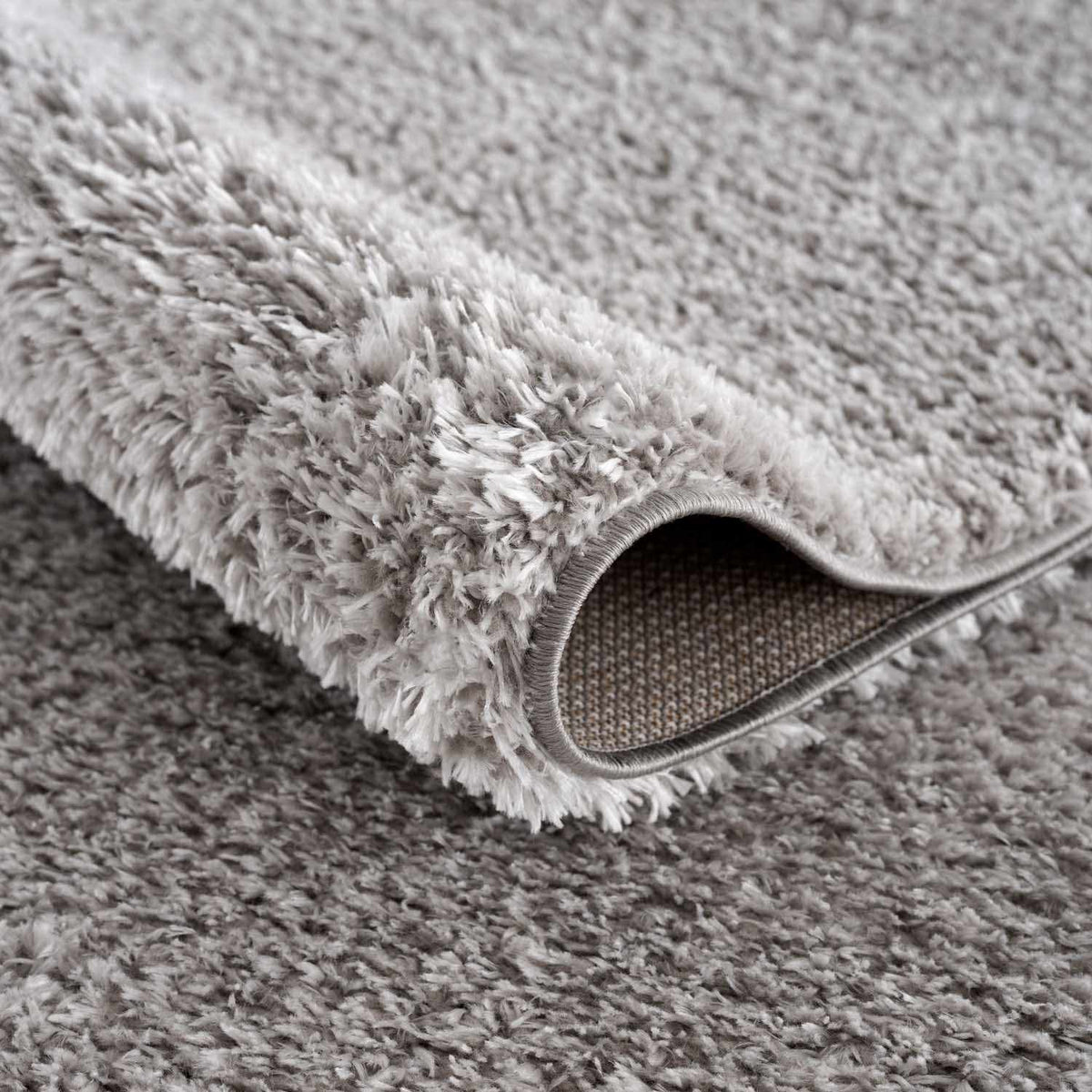 Lunaro Gray Subtle Wavy Abstract Modern Minimalist Polyester Machine Woven Area Rug