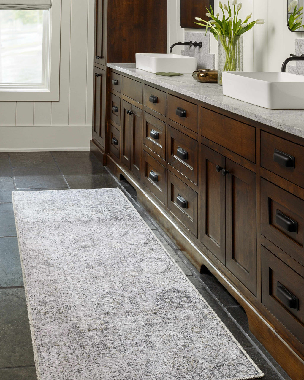Marlowe Safira Beige & Gray Traditional Rug